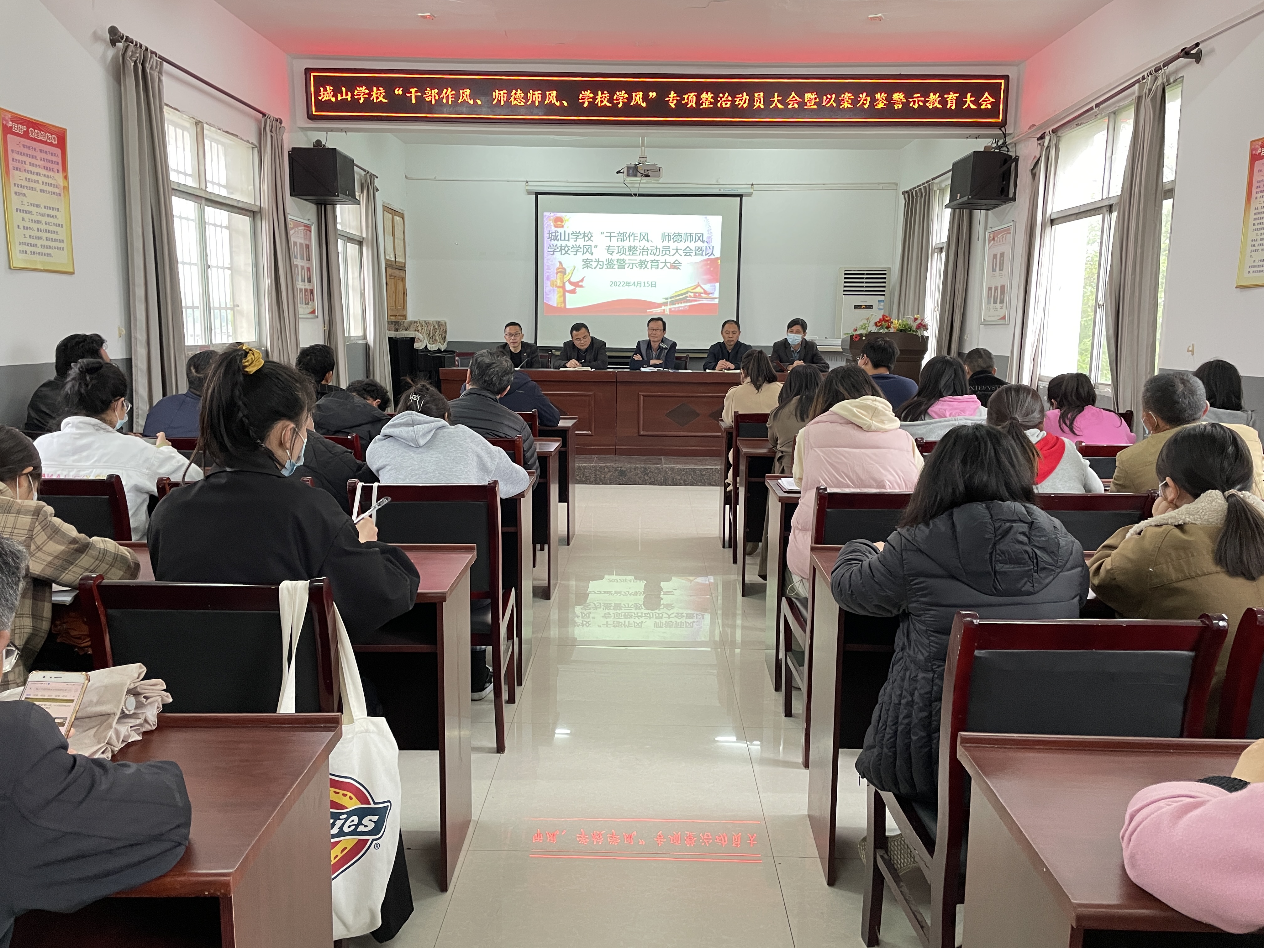 微信图片_20220420162519.jpg 微信图片_20220420162519.jpg